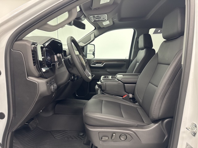 new 2025 Chevrolet Silverado 2500HD car, priced at $75,725