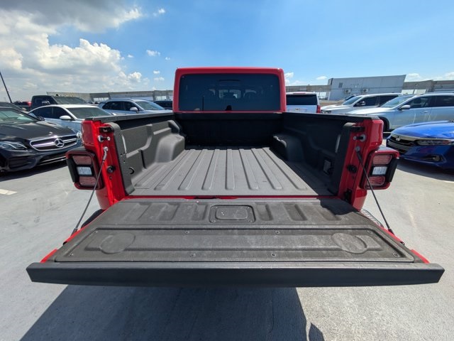 used 2022 Jeep Gladiator car, priced at $34,340