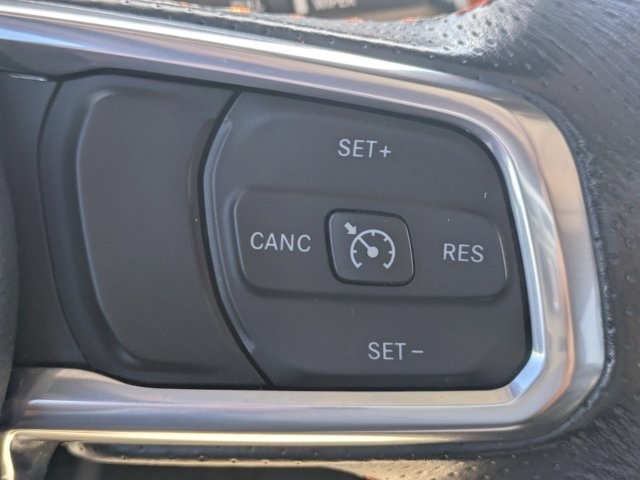 used 2022 Jeep Gladiator car, priced at $34,340