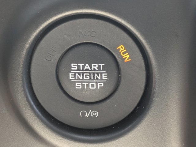 used 2022 Jeep Gladiator car, priced at $34,340