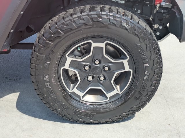 used 2022 Jeep Gladiator car, priced at $34,340