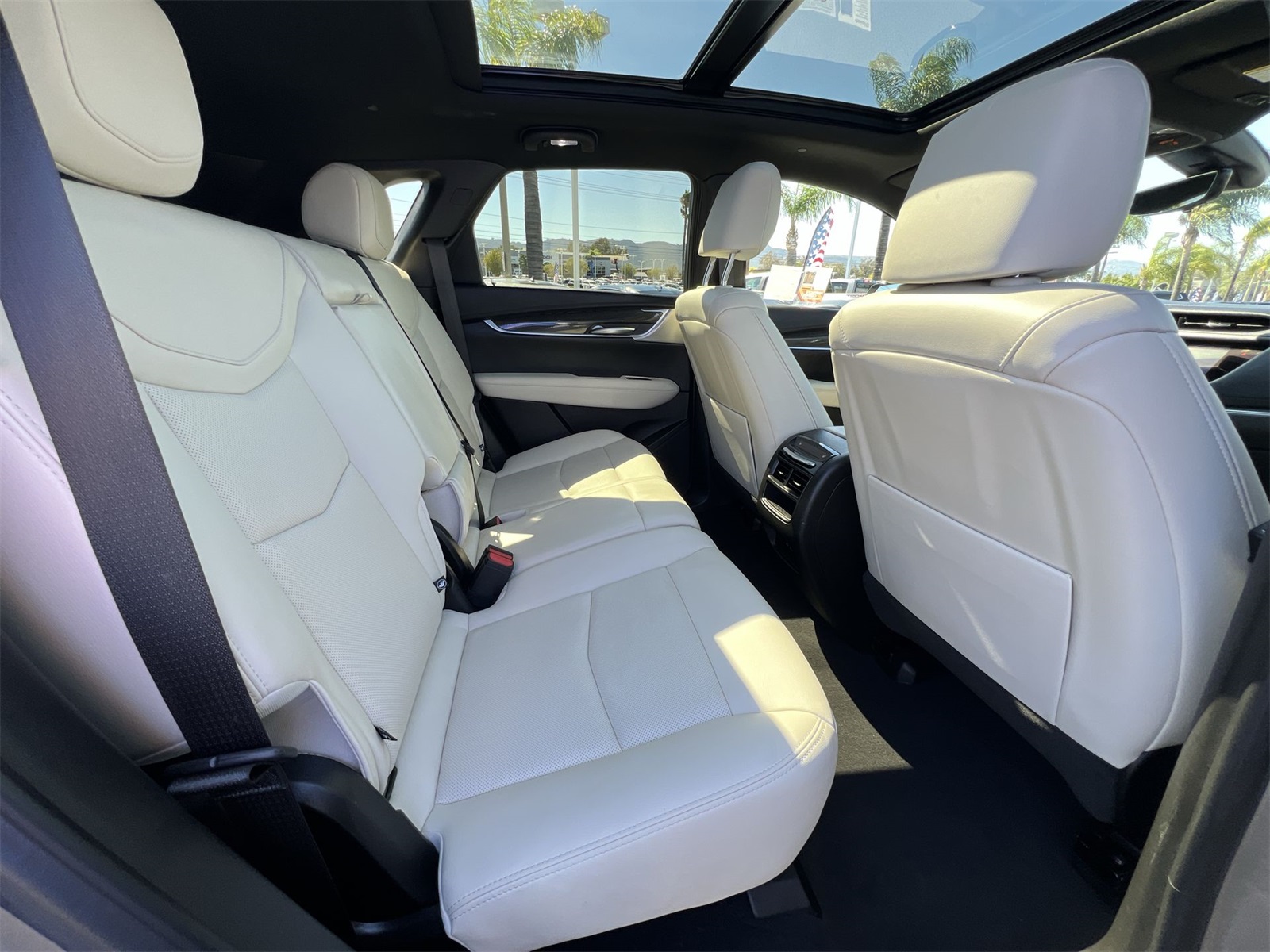 used 2023 Cadillac XT5 car, priced at $41,991