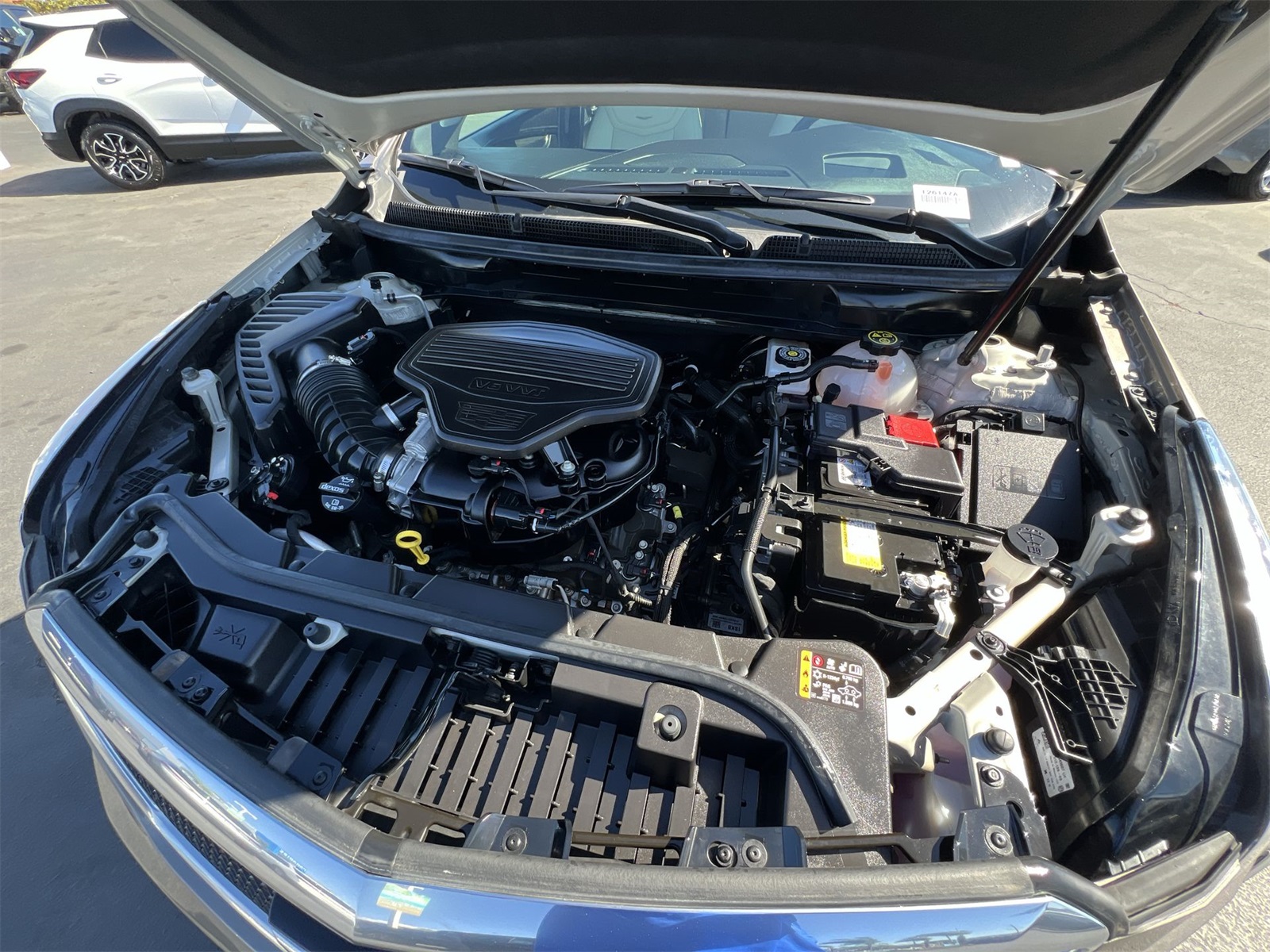 used 2023 Cadillac XT5 car, priced at $41,991