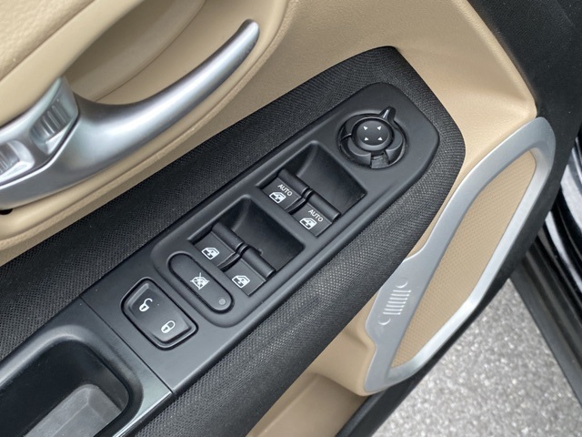 used 2019 Jeep Renegade car, priced at $17,232
