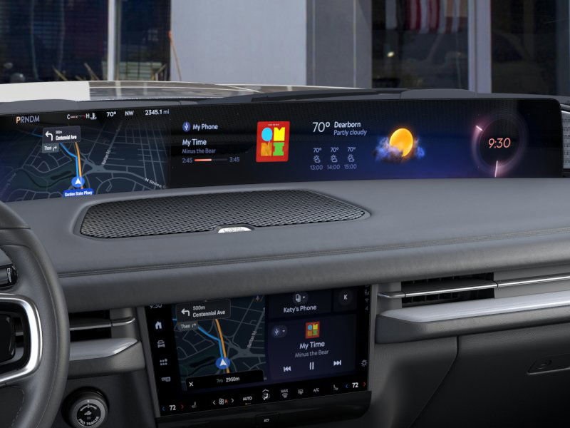 new 2025 Lincoln Navigator car, priced at $106,440
