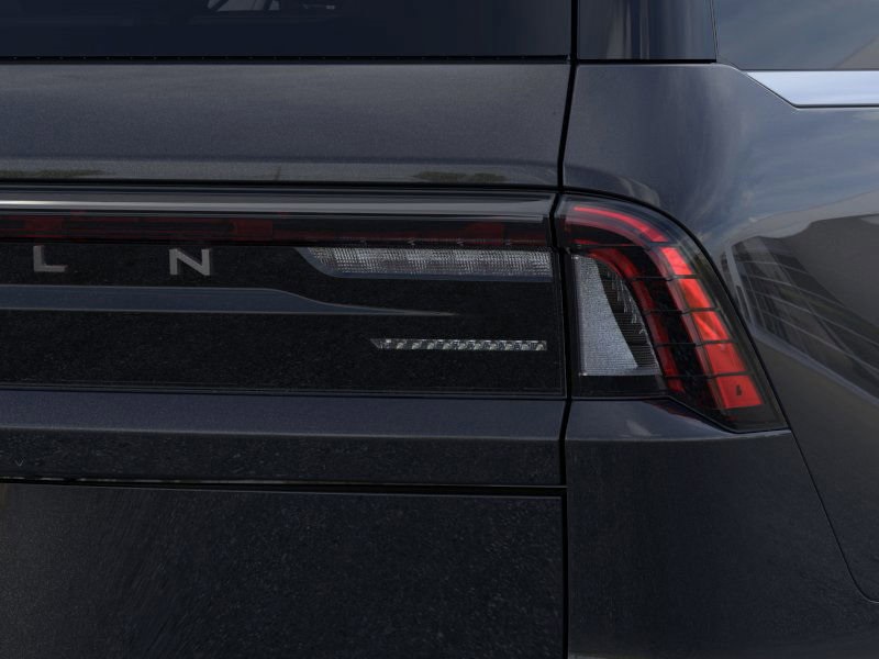 new 2025 Lincoln Navigator car, priced at $106,440