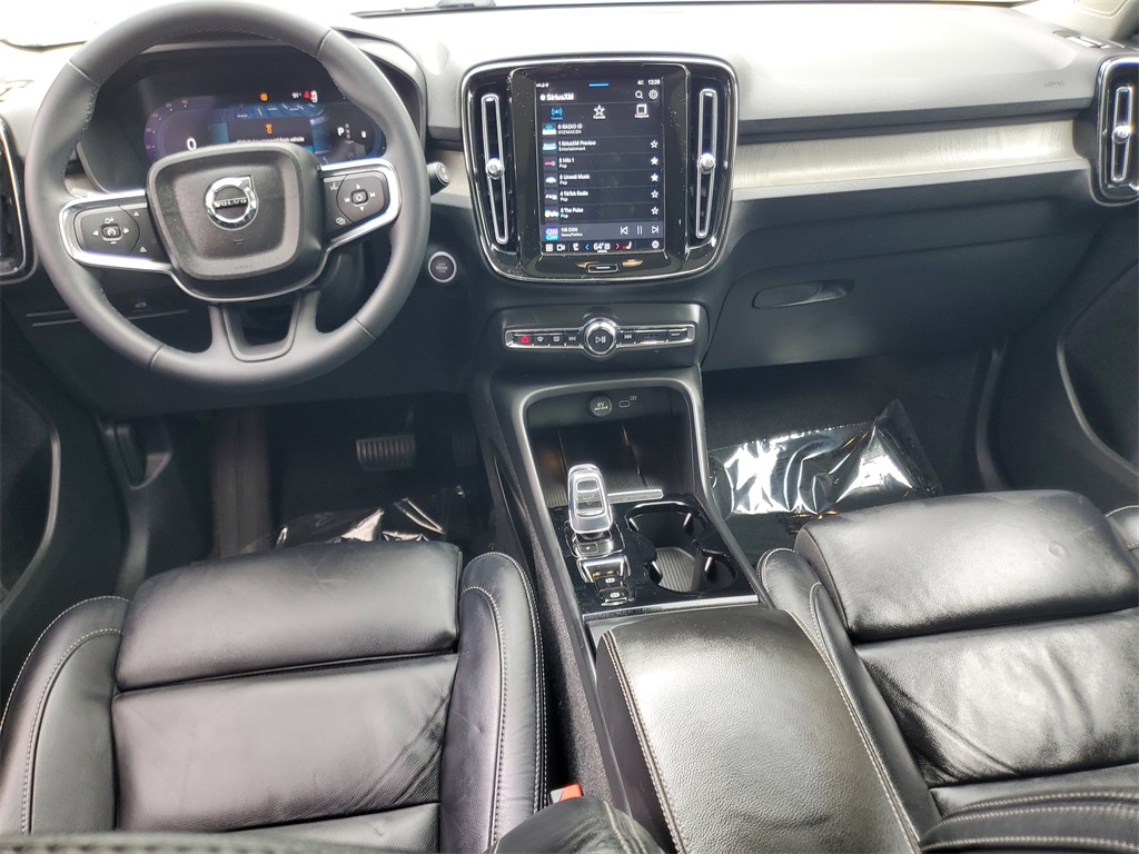 used 2023 Volvo XC40 car, priced at $29,994