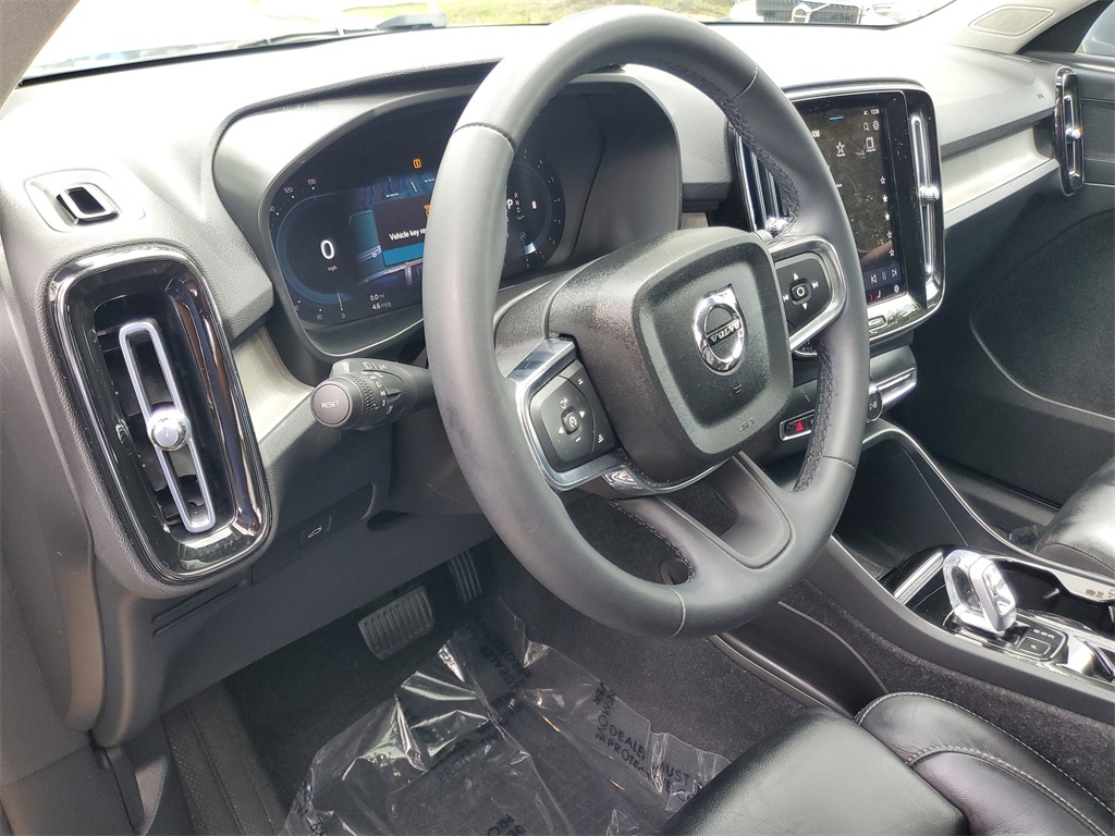 used 2023 Volvo XC40 car, priced at $29,994