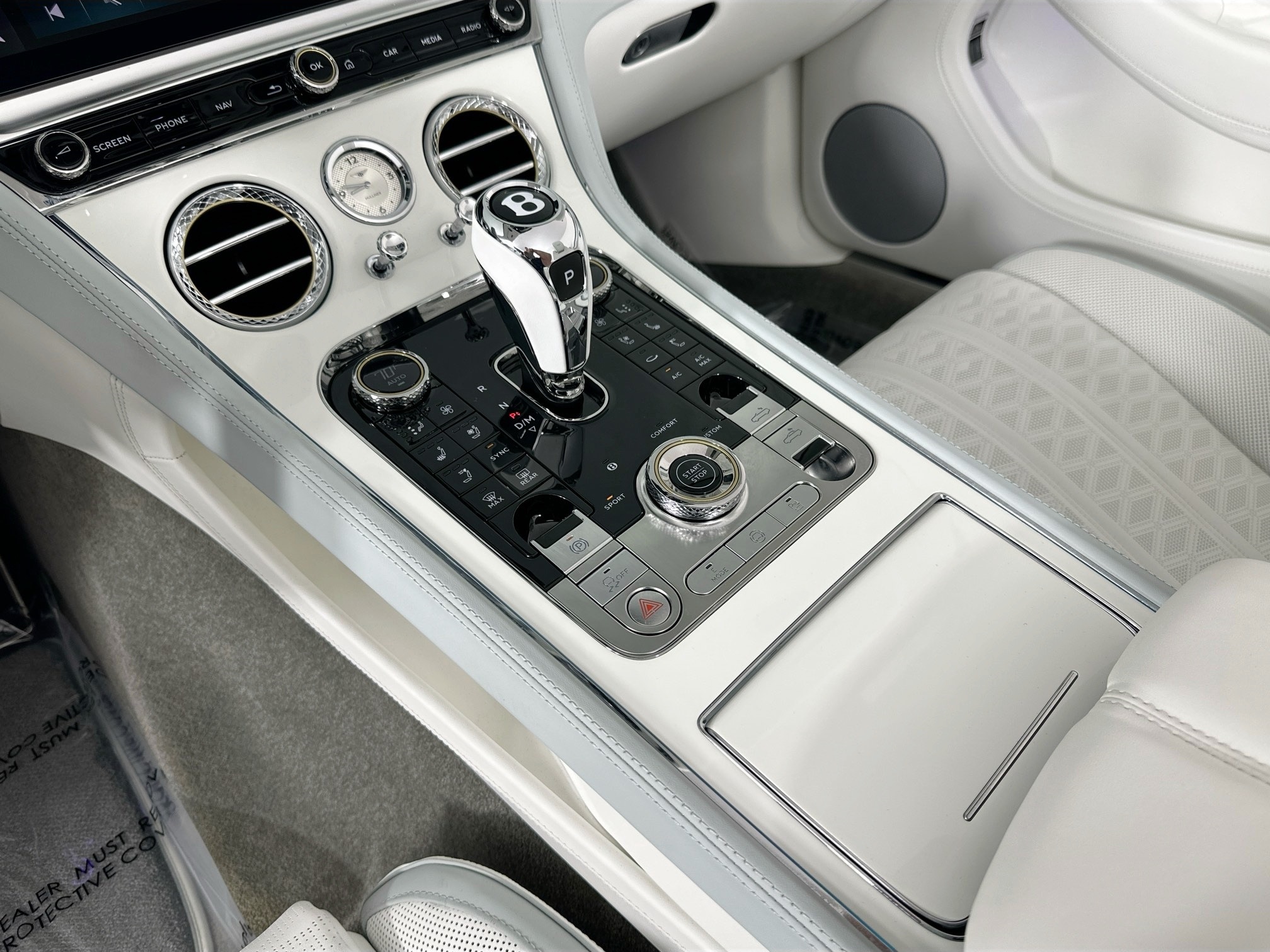 new 2025 Bentley Continental GTC car