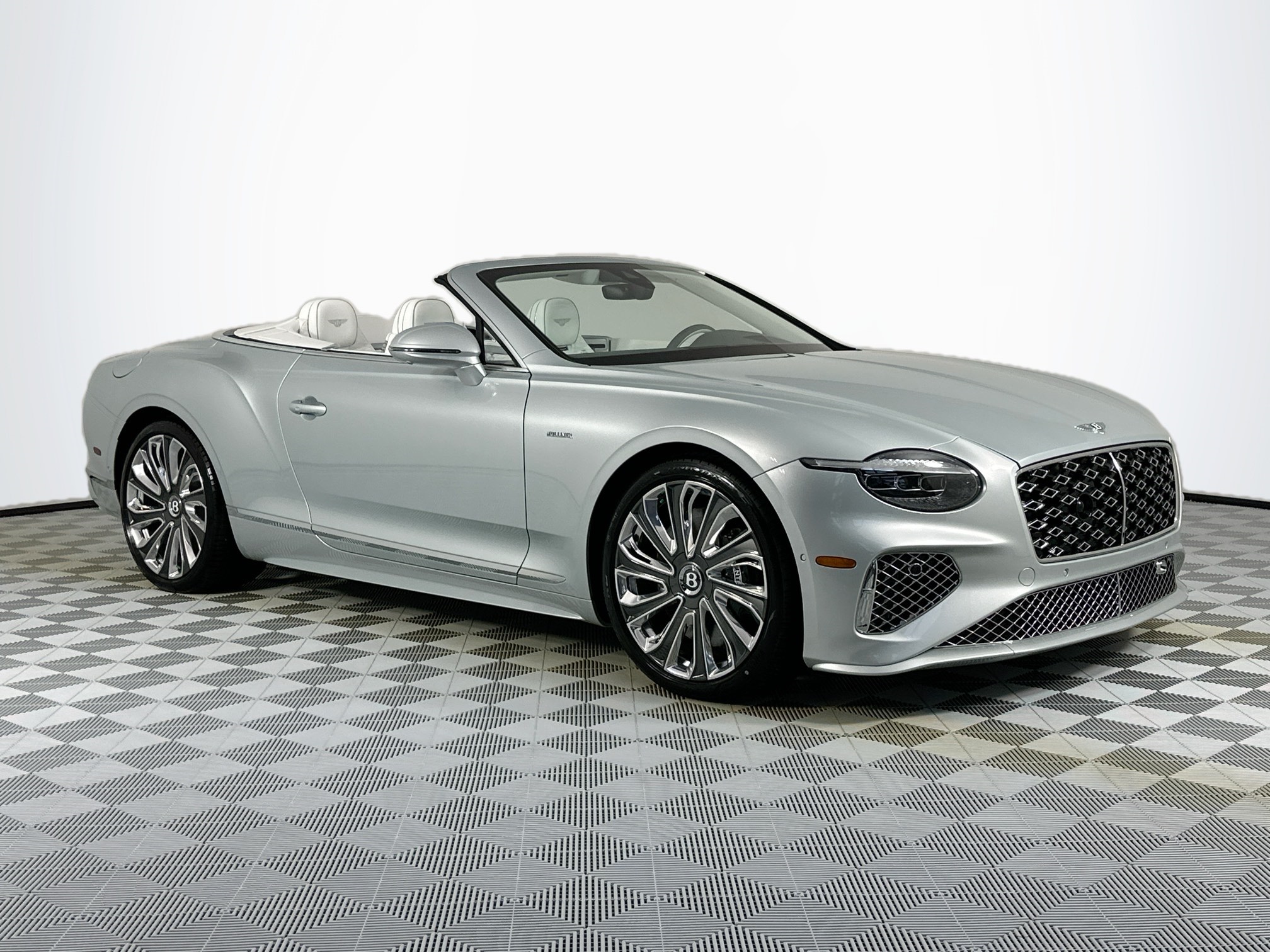 new 2025 Bentley Continental GTC car