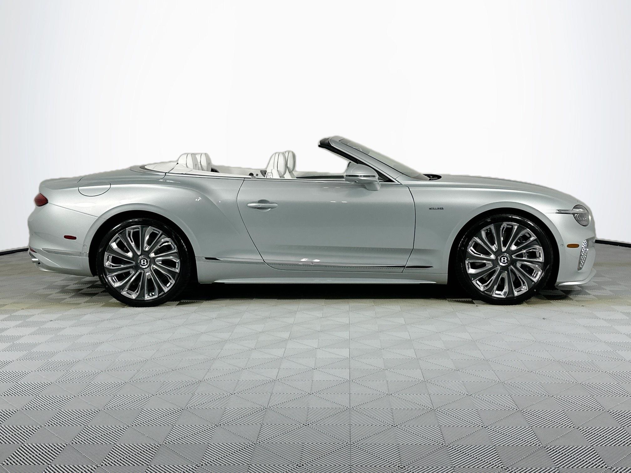 new 2025 Bentley Continental GTC car