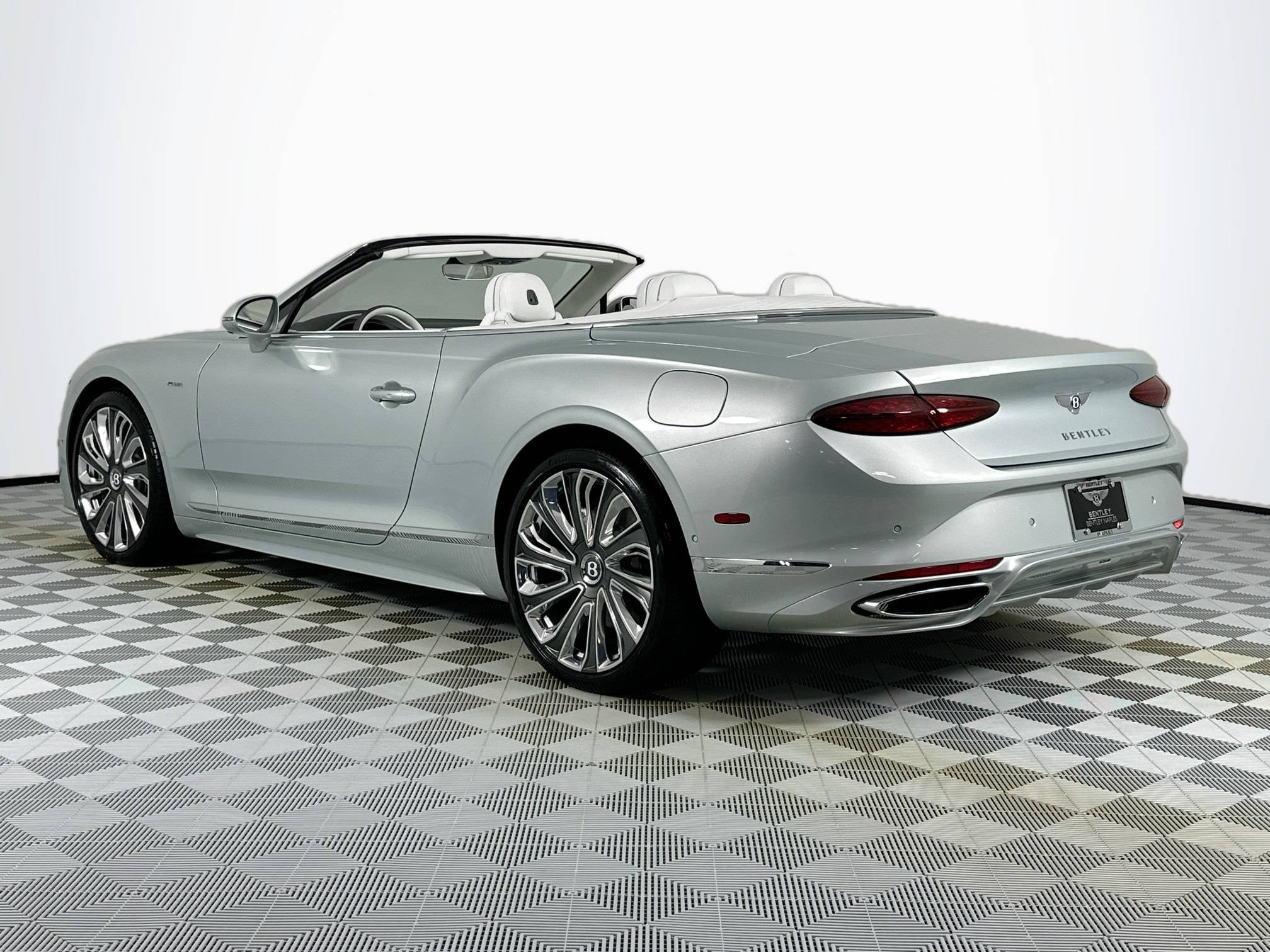 new 2025 Bentley Continental GTC car