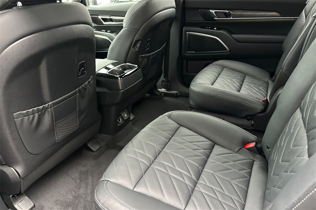 new 2025 Kia Telluride car, priced at $54,580