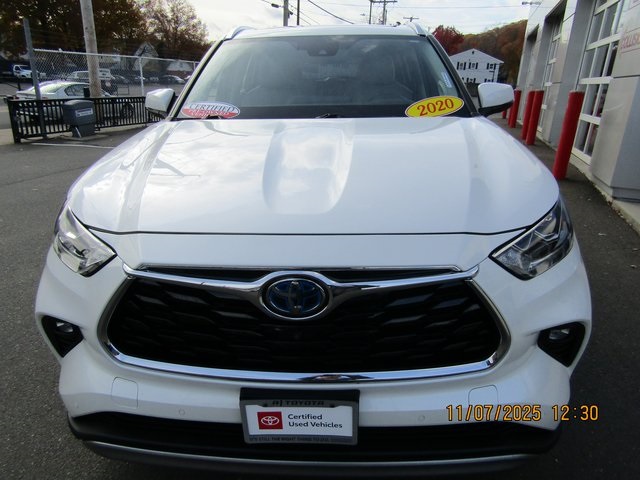 used 2020 Toyota Highlander Hybrid car, priced at $38,999