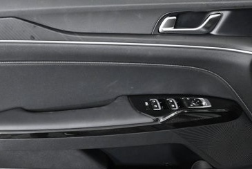new 2025 Kia K5 car, priced at $29,064