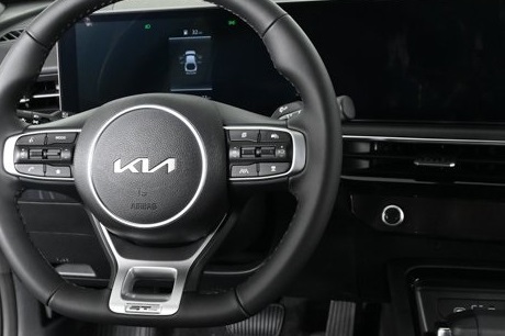 new 2025 Kia K5 car, priced at $29,064