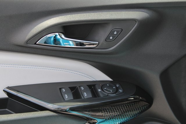 new 2025 Chevrolet Trax car, priced at $25,880