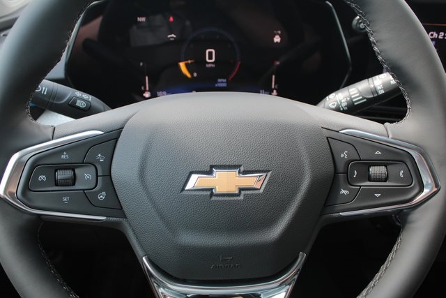 new 2025 Chevrolet Trax car, priced at $25,880
