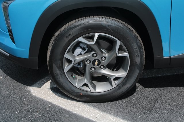 new 2025 Chevrolet Trax car, priced at $25,880