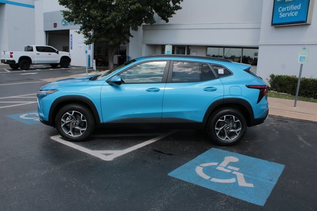 new 2025 Chevrolet Trax car, priced at $25,880