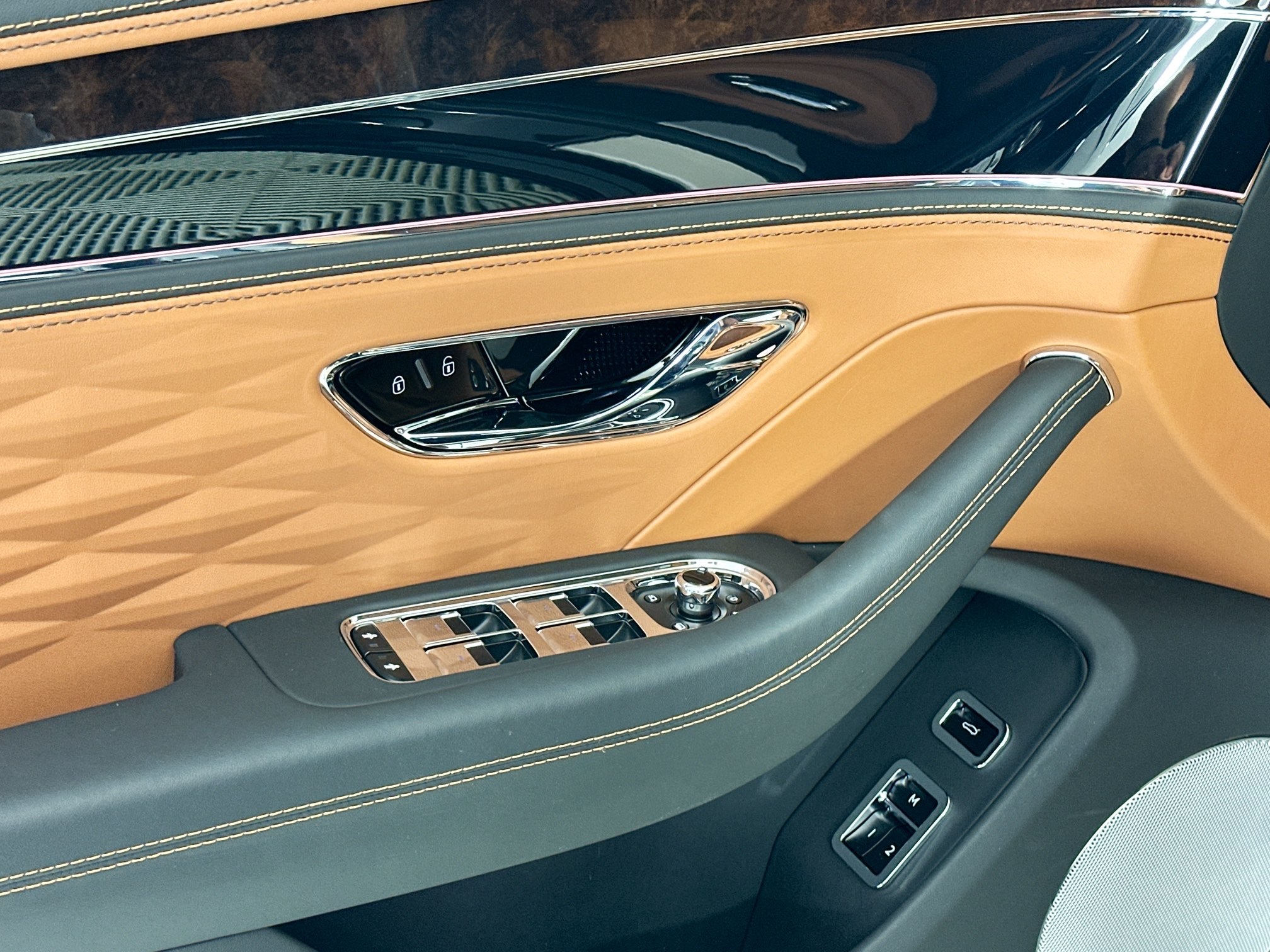 used 2024 Bentley Flying Spur car, priced at $279,998
