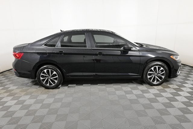 new 2025 Volkswagen Jetta car, priced at $25,625