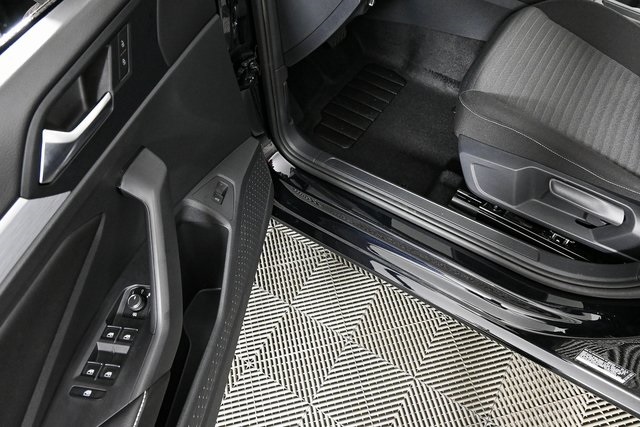 new 2025 Volkswagen Jetta car, priced at $25,625
