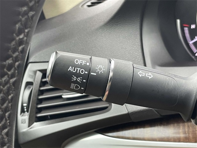 used 2018 Acura MDX car, priced at $18,947