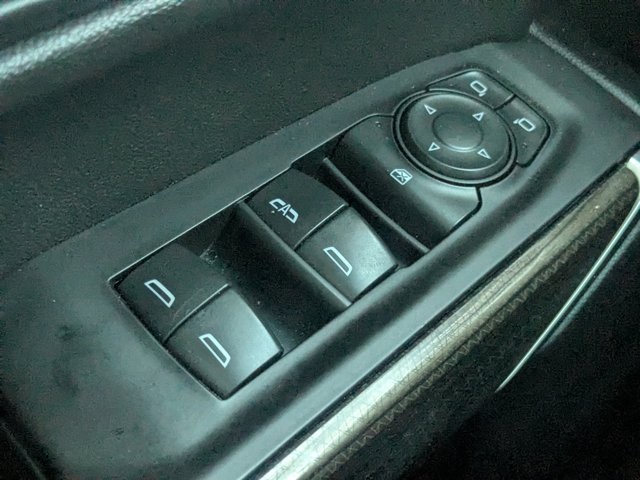 used 2021 Chevrolet Silverado 1500 car, priced at $32,202