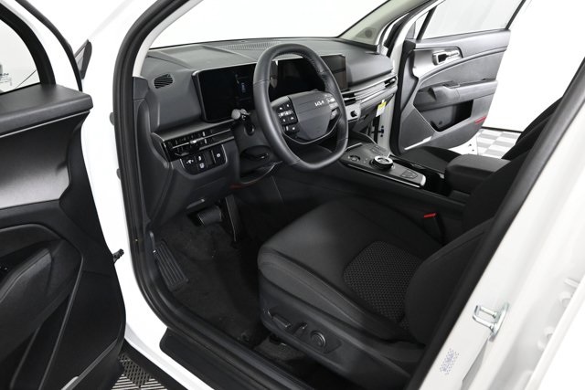 new 2026 Kia Sportage Hybrid car, priced at $35,875