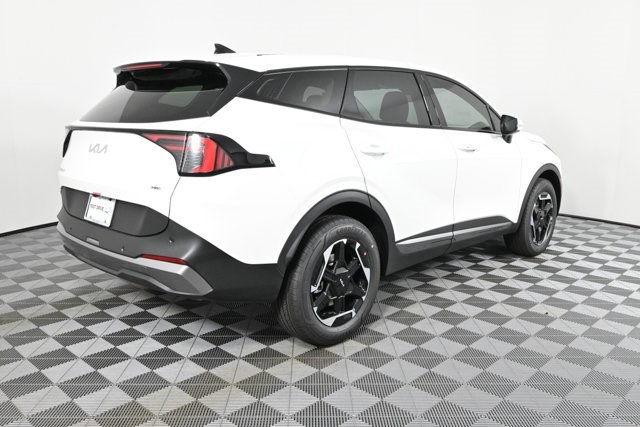 new 2026 Kia Sportage Hybrid car, priced at $35,875