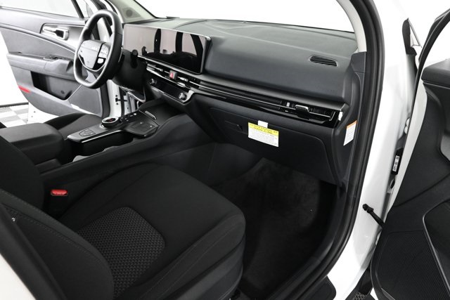 new 2026 Kia Sportage Hybrid car, priced at $35,875