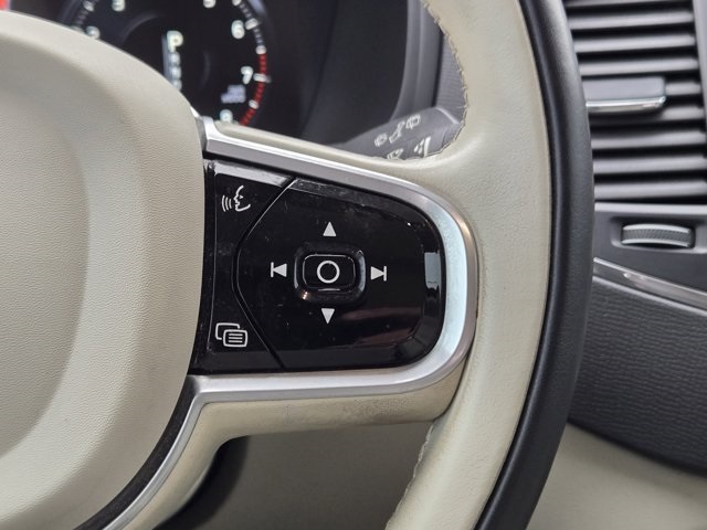 used 2020 Volvo XC90 car, priced at $24,300