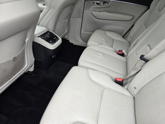 used 2020 Volvo XC90 car, priced at $24,300