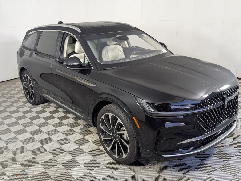 new 2024 Lincoln Nautilus car, priced at $63,895