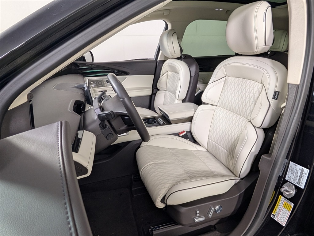new 2024 Lincoln Nautilus car, priced at $63,895
