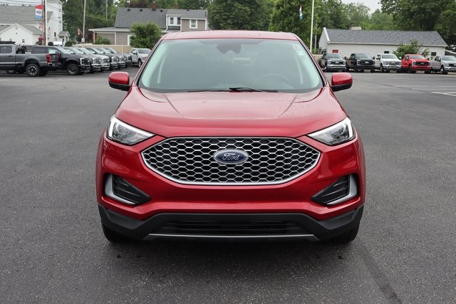 used 2024 Ford Edge car, priced at $30,000
