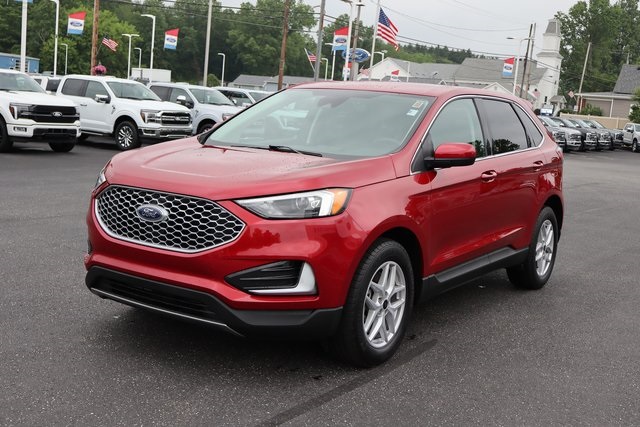 used 2024 Ford Edge car, priced at $30,000