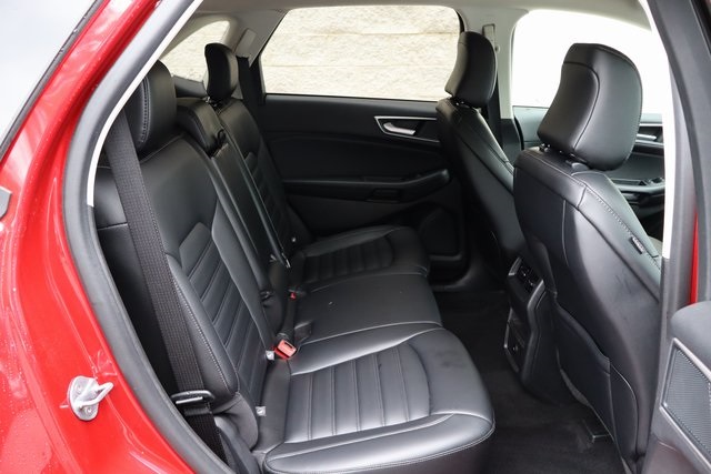 used 2024 Ford Edge car, priced at $30,000