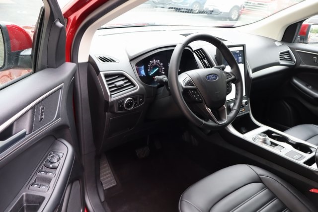 used 2024 Ford Edge car, priced at $30,000