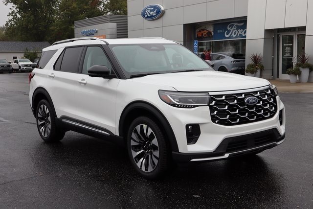 new 2025 Ford Explorer car, priced at $57,216