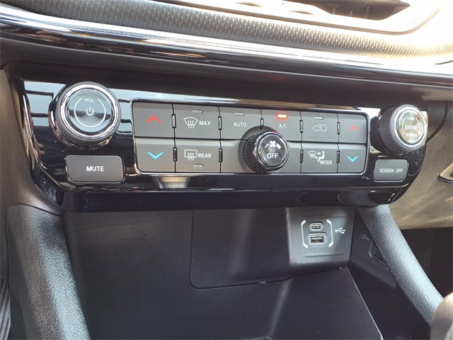 used 2022 Jeep Compass car, priced at $21,900