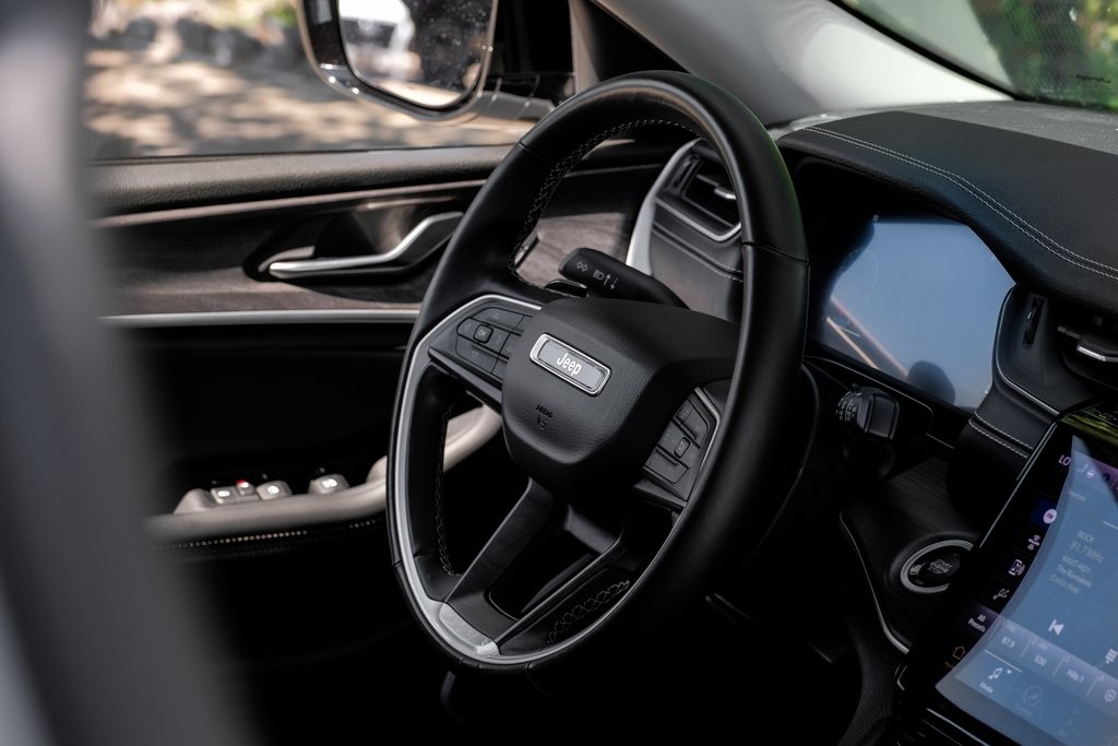 used 2022 Jeep Grand Cherokee L car, priced at $33,240