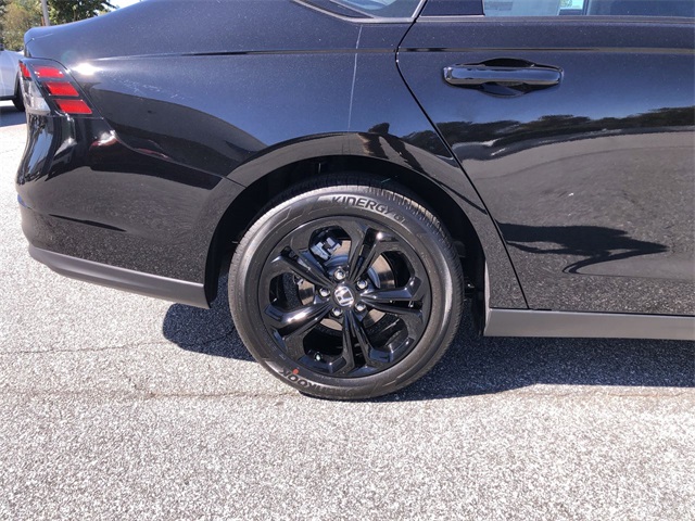 new 2025 Honda Accord car, priced at $31,755