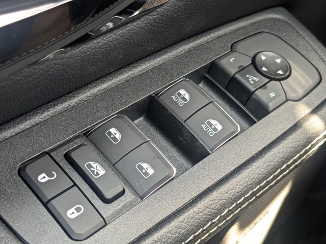 new 2025 Ram 1500 car, priced at $60,125
