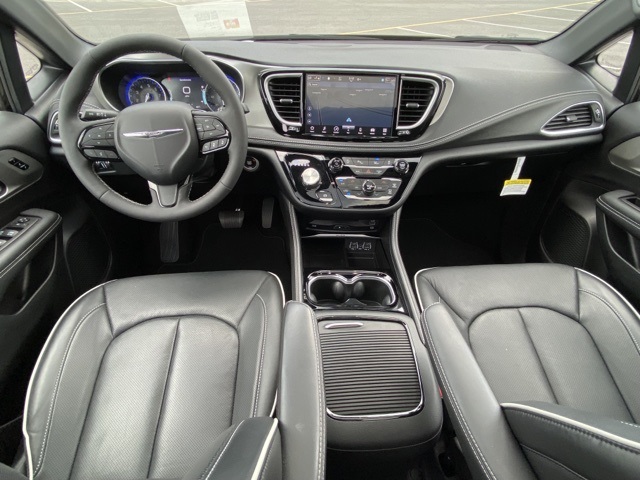 used 2024 Chrysler Pacifica car, priced at $46,864
