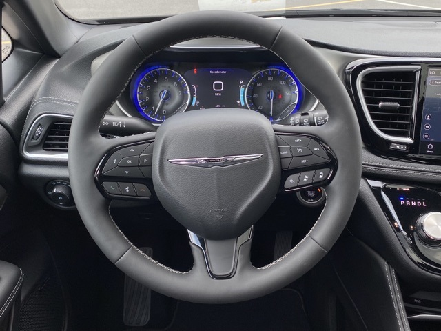 used 2024 Chrysler Pacifica car, priced at $46,864