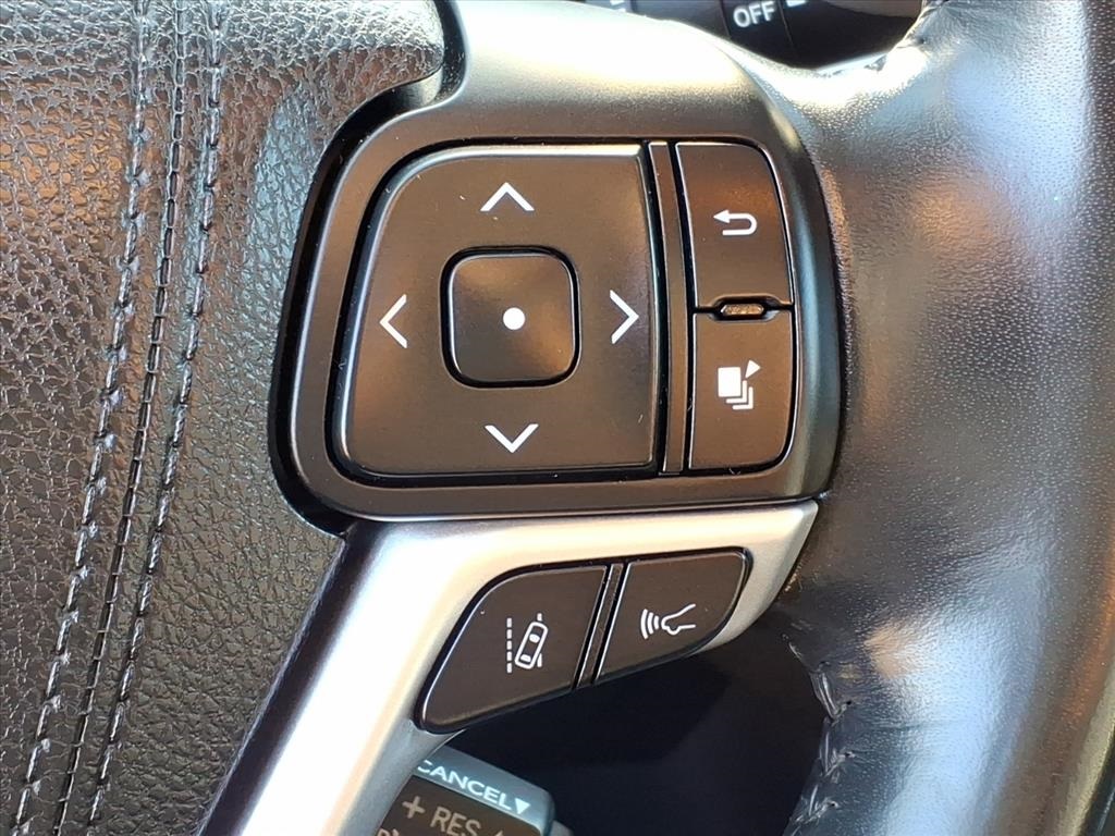 used 2018 Toyota Highlander car, priced at $19,900
