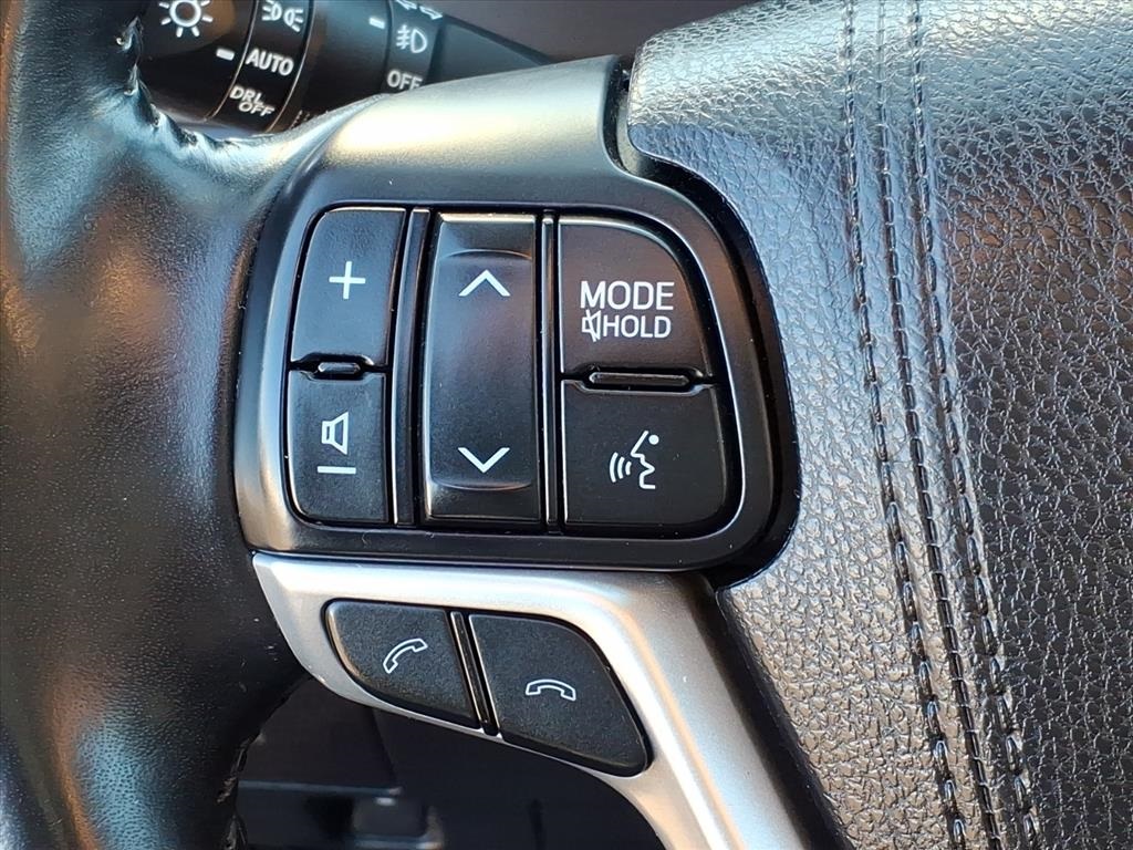 used 2018 Toyota Highlander car, priced at $19,900