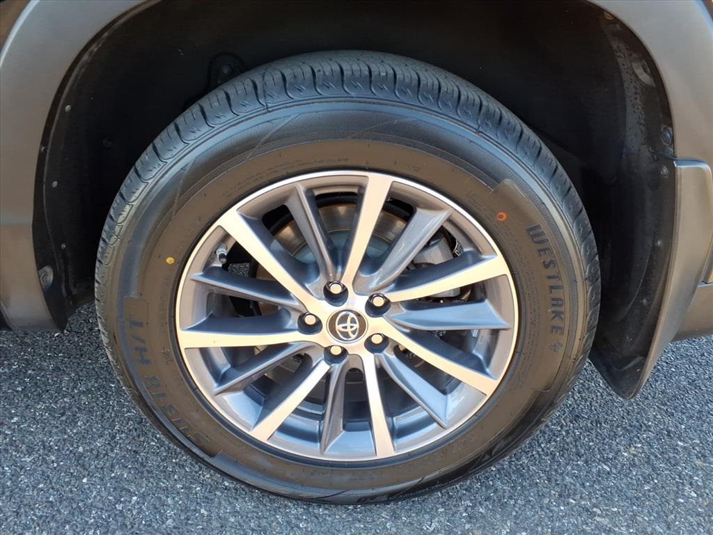used 2018 Toyota Highlander car, priced at $19,900